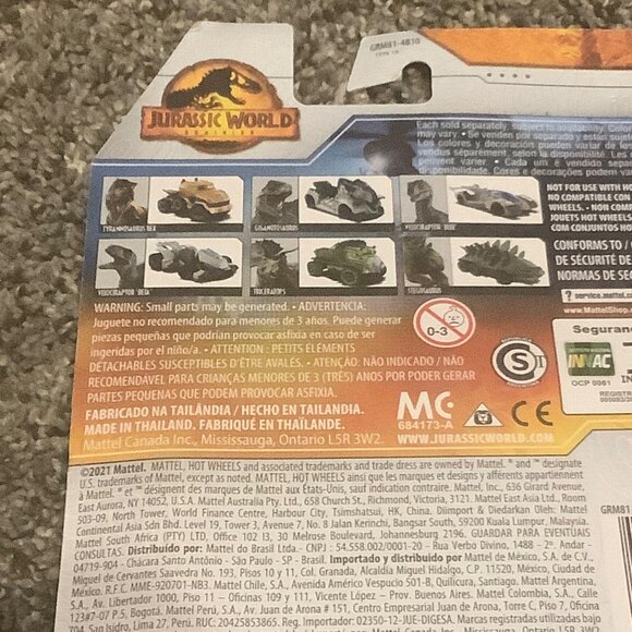 Hot Wheels Jurassic World Dominion VELOCIRAPTOR BETA Character Car NEW Mattel - Picture 6 of 7